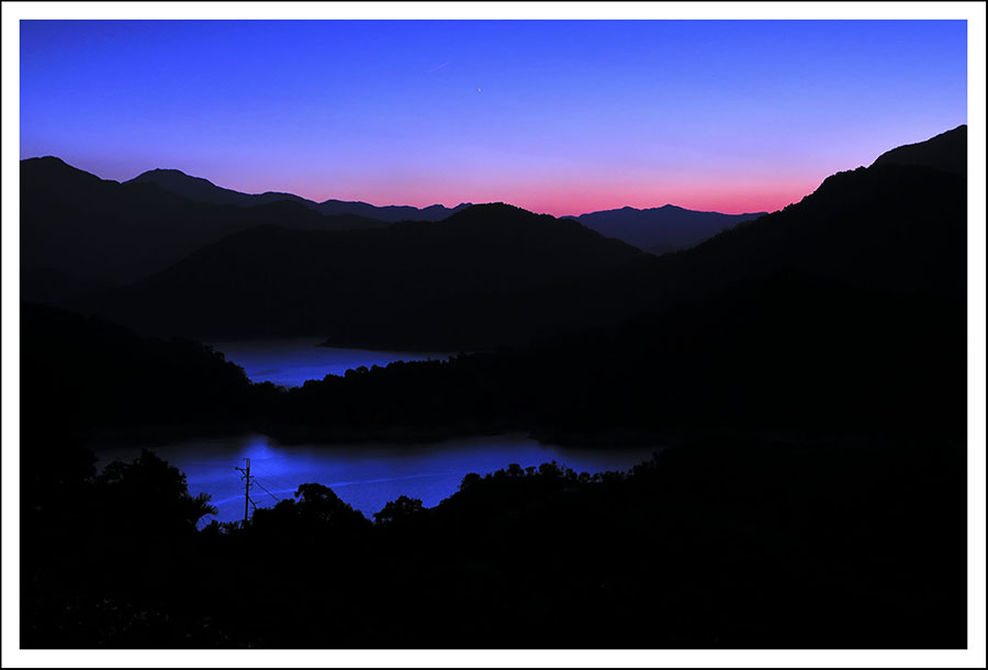 http://i.dcview.tw/gallery/201210/046519cb6415feab271077118b397117.jpg