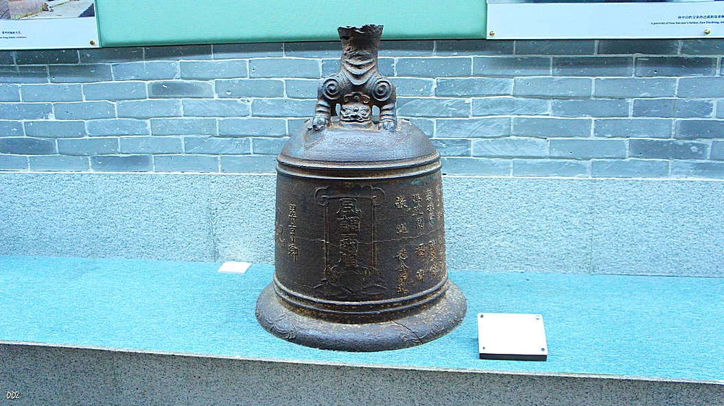 http://i.dcview.tw/gallery/201210/0d38b0fb41321576bbde22b9d1abd348.jpg