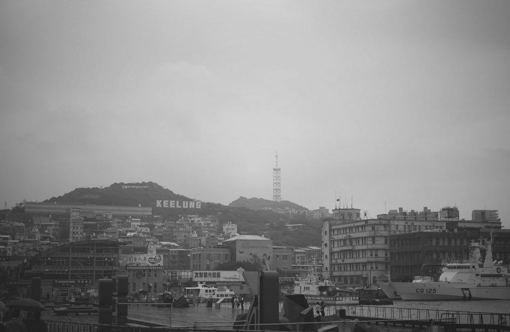 http://i.dcview.tw/gallery/201210/1b2973431a31314911316f694d448e5c.jpg