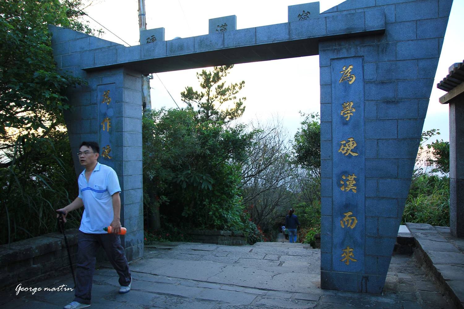http://i.dcview.tw/gallery/201210/35c284007123f2025dc1cdf259d1d295.jpg