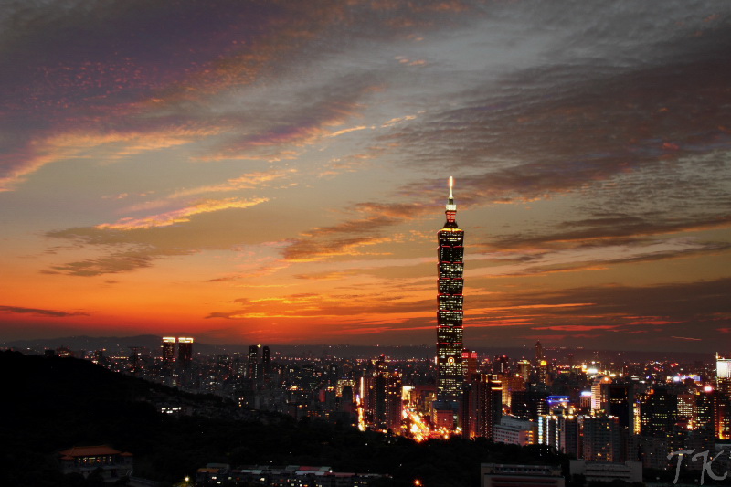 http://i.dcview.tw/gallery/201210/42cd474ec3d878a9d9eb5f9b3a213ae7.jpg