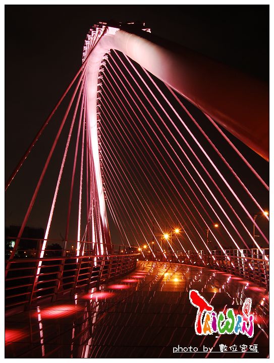 http://i.dcview.tw/gallery/201210/45e4b621074d9d92407fb88ceb58367e.jpg