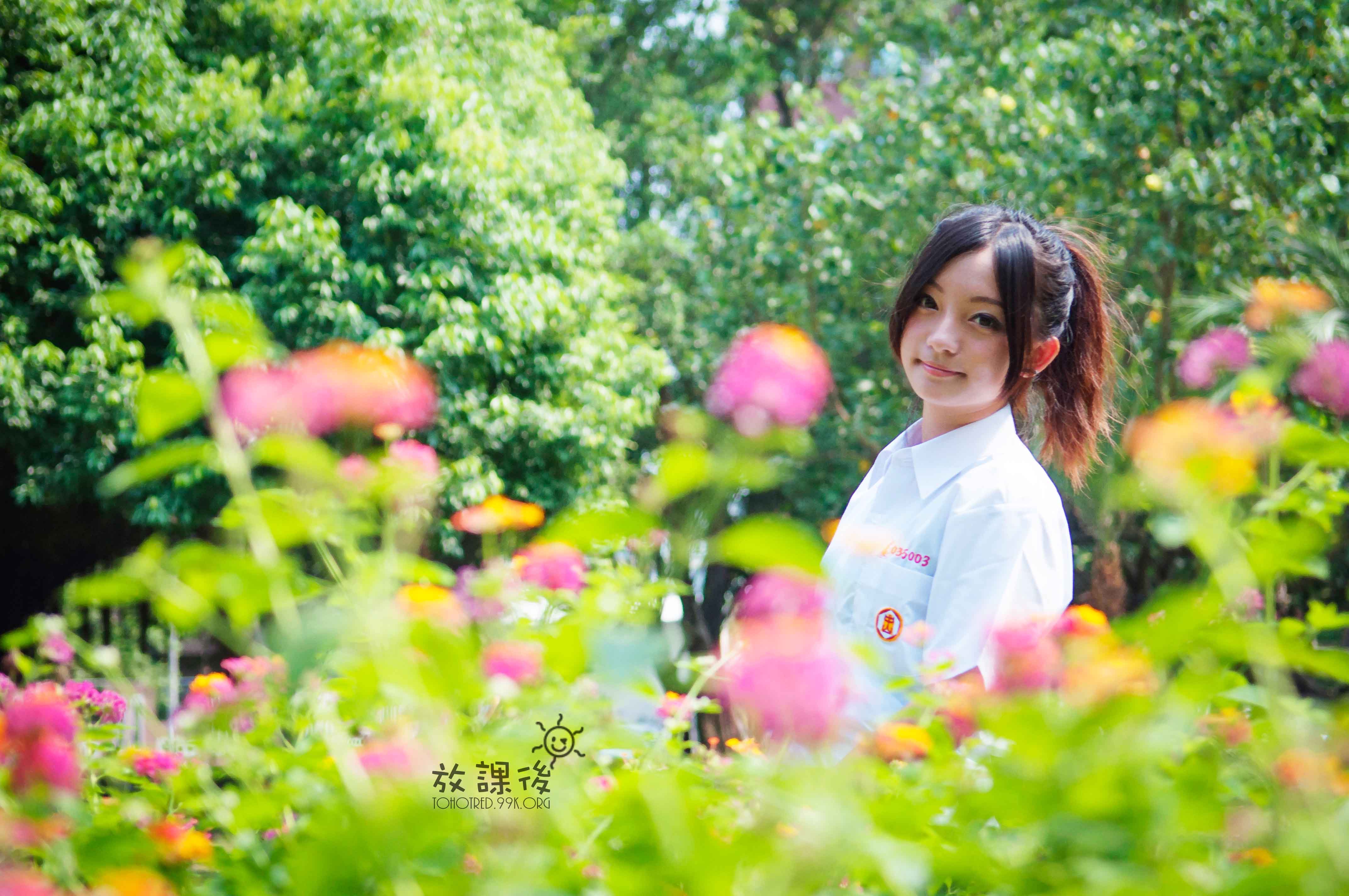 http://i.dcview.tw/gallery/201210/5fb6656219a1ad13e876186fece303c5.jpg