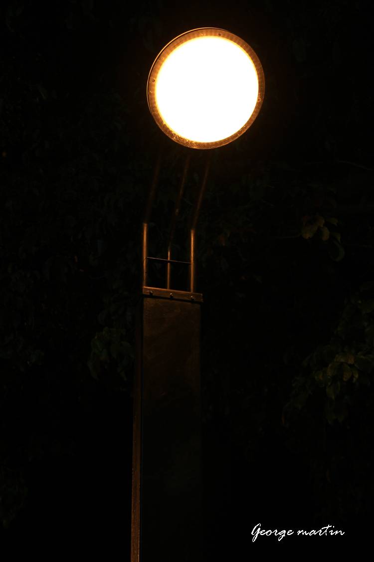 http://i.dcview.tw/gallery/201210/643815a81744b0da4a3c8cbded62def5.jpg