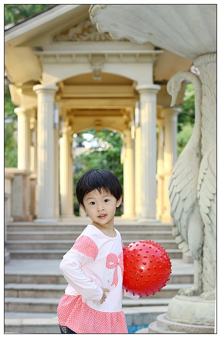 http://i.dcview.tw/gallery/201210/747b1b54656c3fcfcf263f9963f57859.jpg