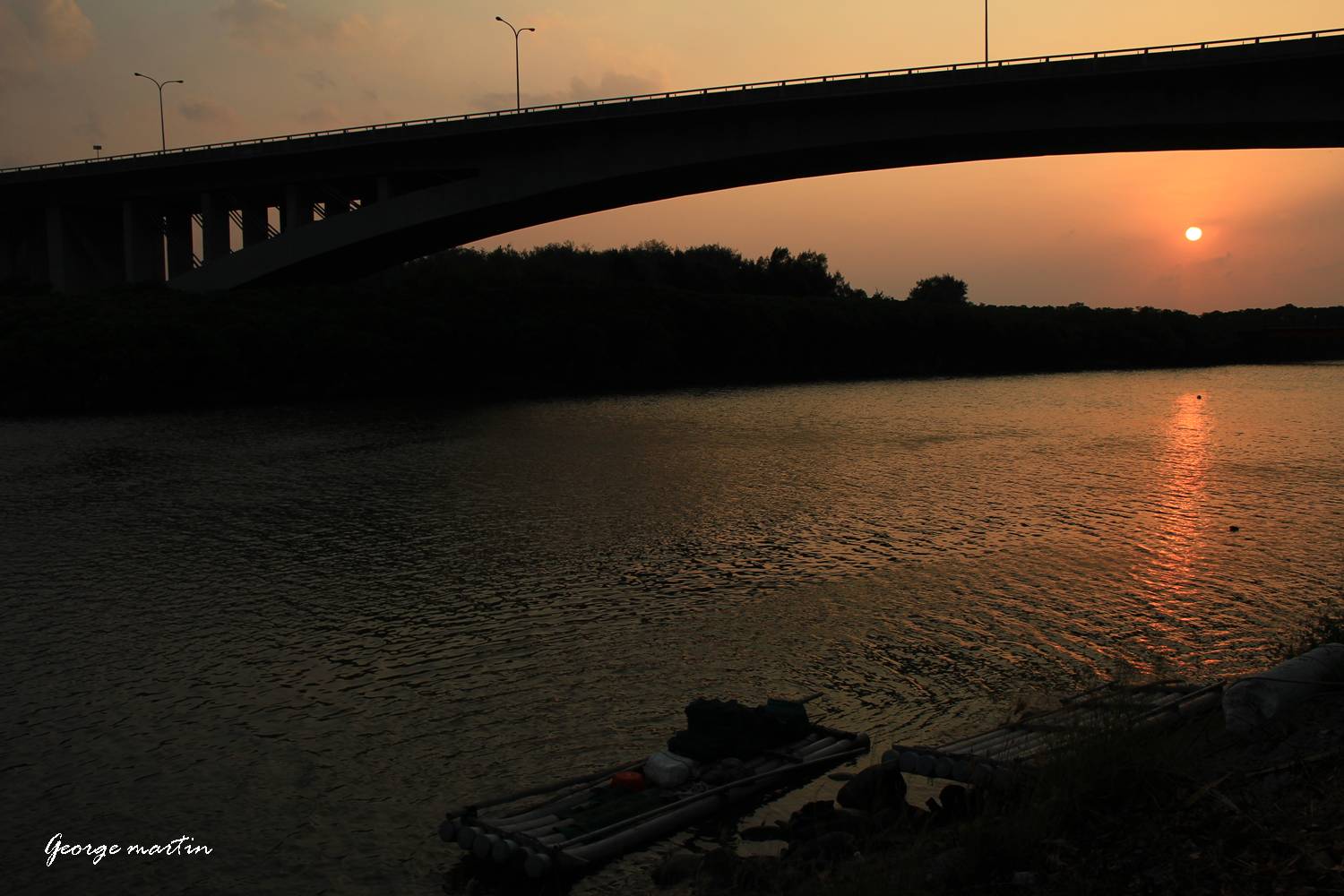 http://i.dcview.tw/gallery/201210/8fca7dbb5f8366a5dc0b35f7a0b6a843.jpg