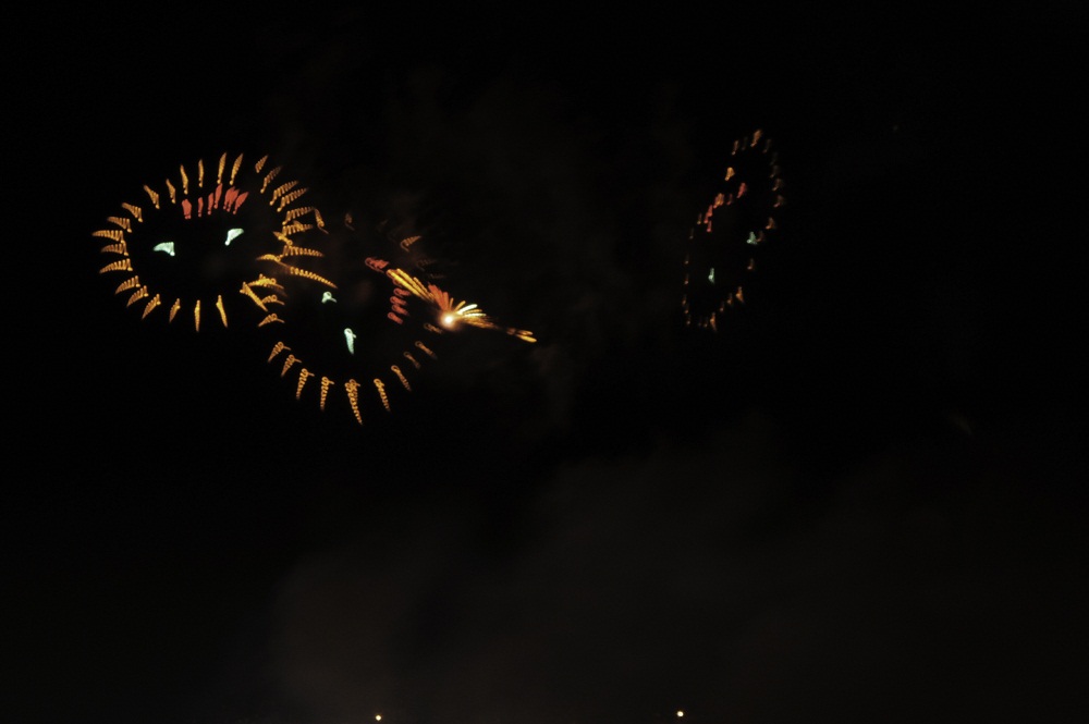 http://i.dcview.tw/gallery/201210/a0cc0a2072b852b63a2ee067bd3b7765.jpg
