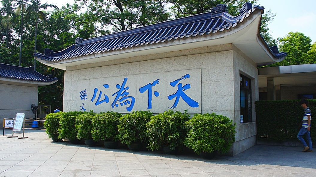 http://i.dcview.tw/gallery/201210/a5a663931e95fa9470804bf396138748.jpg