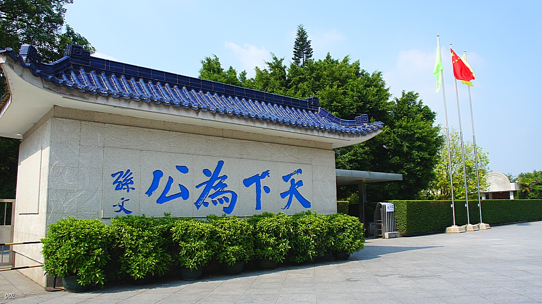 http://i.dcview.tw/gallery/201210/b0393ce4015ea37e4cd2f980d7c5804e.jpg