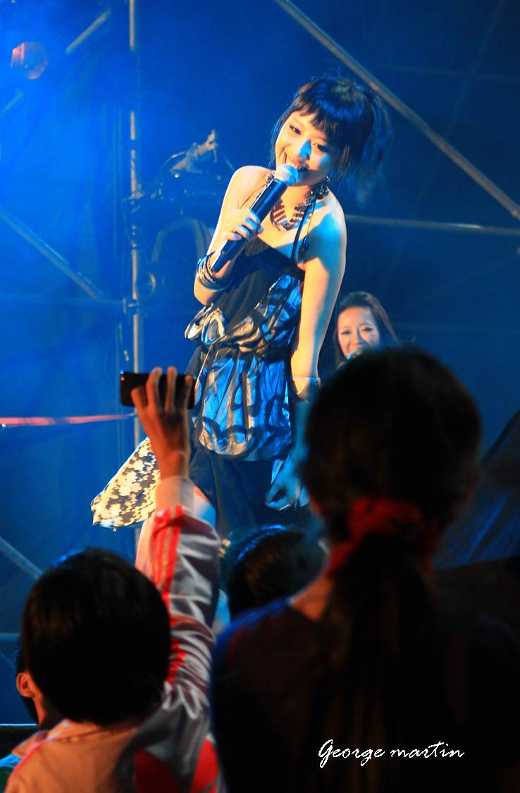 http://i.dcview.tw/gallery/201210/d330f360cf8dce1e5d99f07d374c4dac.jpg