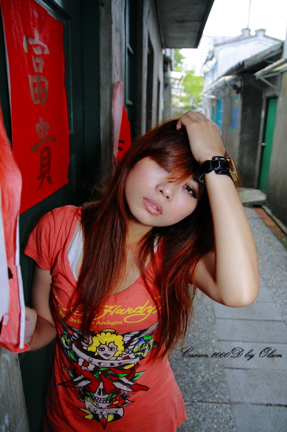 http://i.dcview.tw/gallery/201210/d3c35820193e14f250b477a00b1835cc.jpg