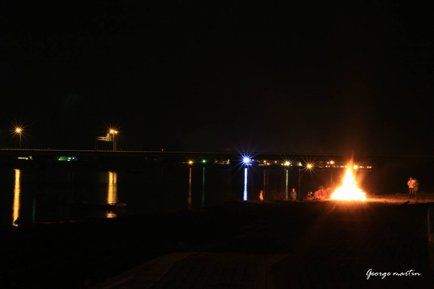 http://i.dcview.tw/gallery/201210/df2526028b63f8c0924bdde135cabca5.jpg