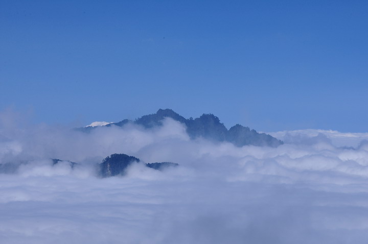 http://i.dcview.tw/gallery/201210/e4a077f23db33c48334a770fce2d437c.jpg