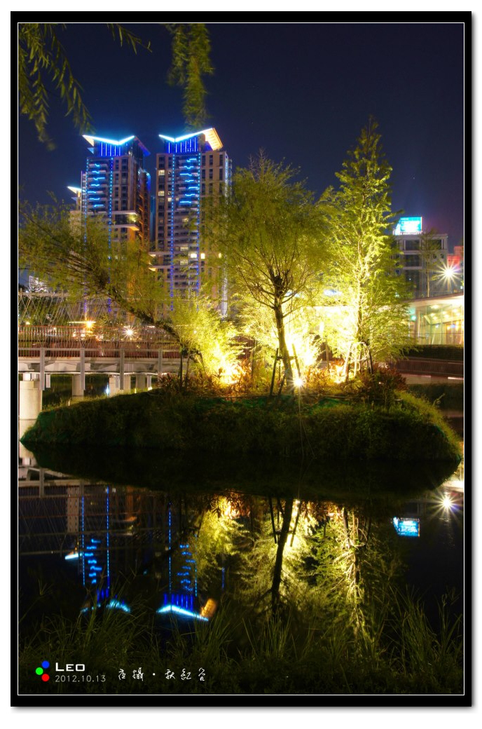 http://i.dcview.tw/gallery/201210/f32218e0df557ad7a6e4686955daa845.jpg