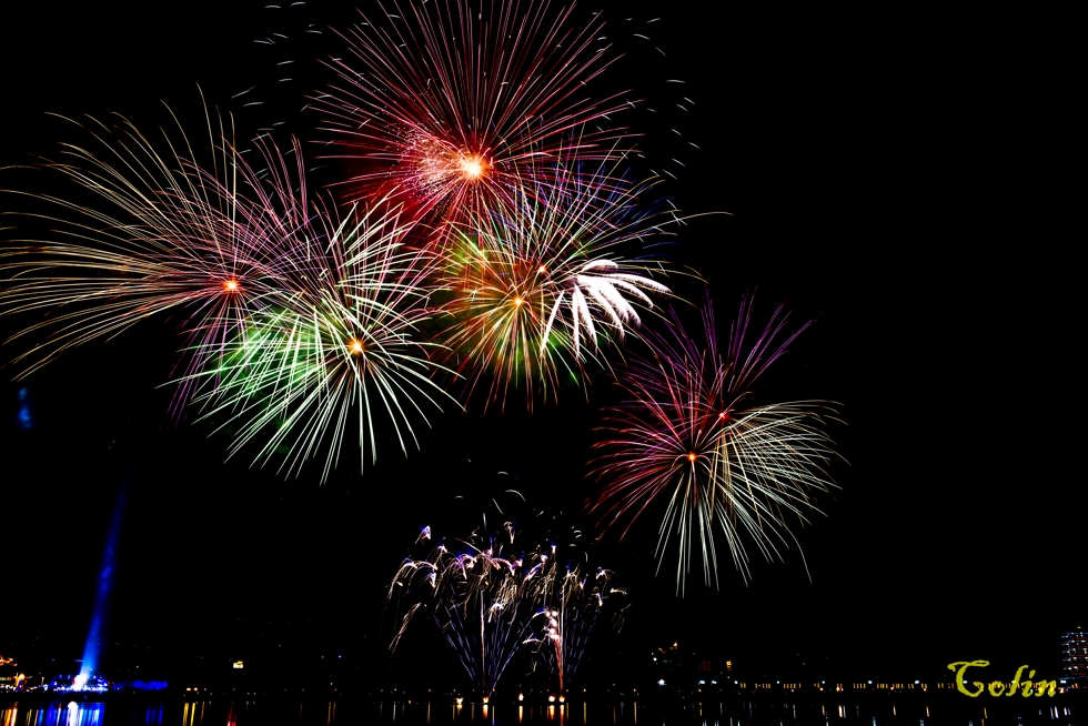 http://i.dcview.tw/gallery/201210/fc93db2b3ad1737debef49fa52a05780.jpg