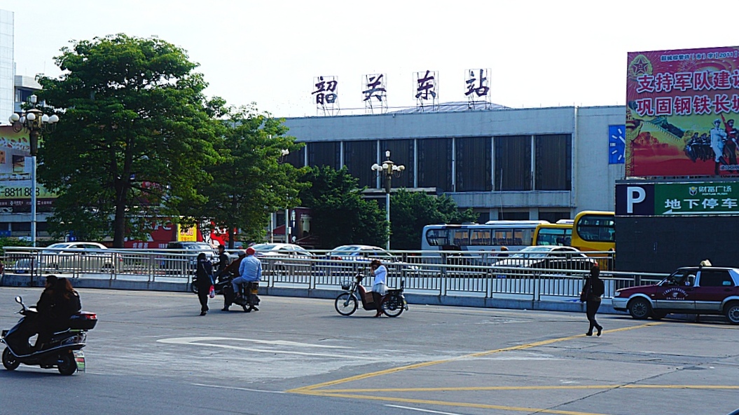 http://i.dcview.tw/gallery/201211/2cbc0ba005cfffa320fca7c5ad20055b.jpg