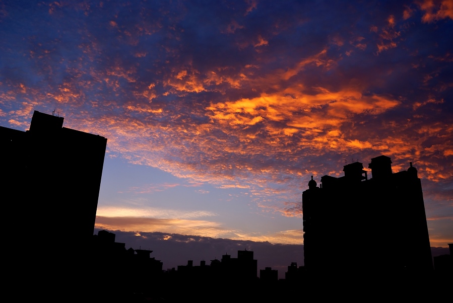 http://i.dcview.tw/gallery/201211/528d615f7c5b3084685147f583cca5cd.jpg