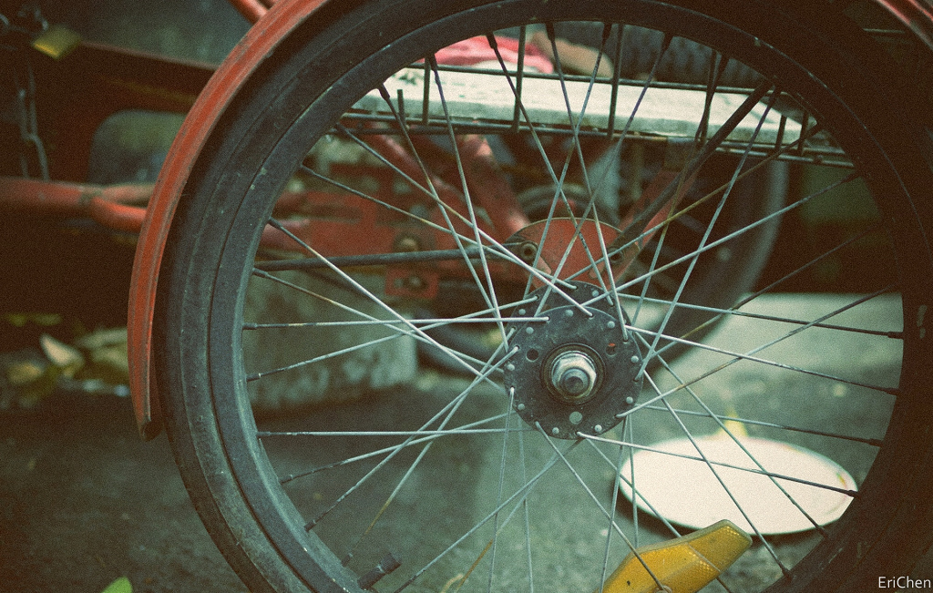http://i.dcview.tw/gallery/201211/6b366ee13995bffaf911fd11f24420e7.jpg