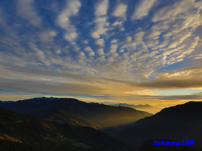 http://i.dcview.tw/gallery/201211/6ee86069aa184c7856e9f4bfd271f57e.jpg