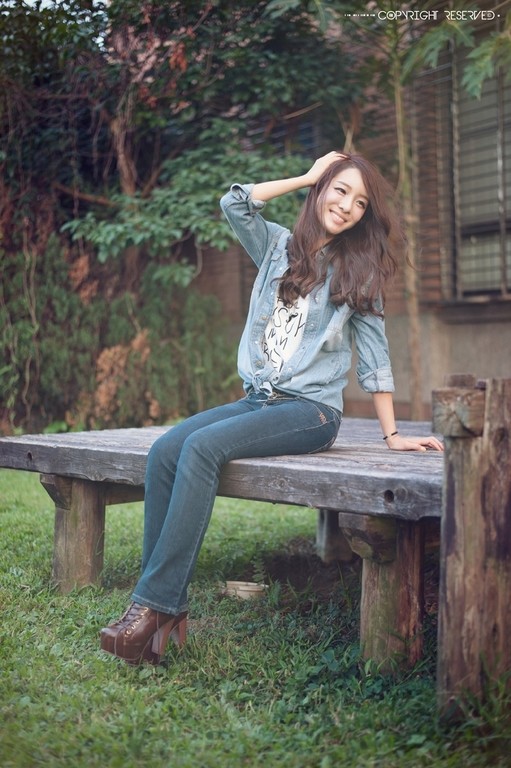 http://i.dcview.tw/gallery/201211/7d8ef8ab76ca858c0c85925abc005613.jpg