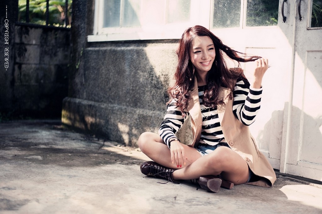 http://i.dcview.tw/gallery/201211/b7f7f69611b2548df830d3d485f23691.jpg