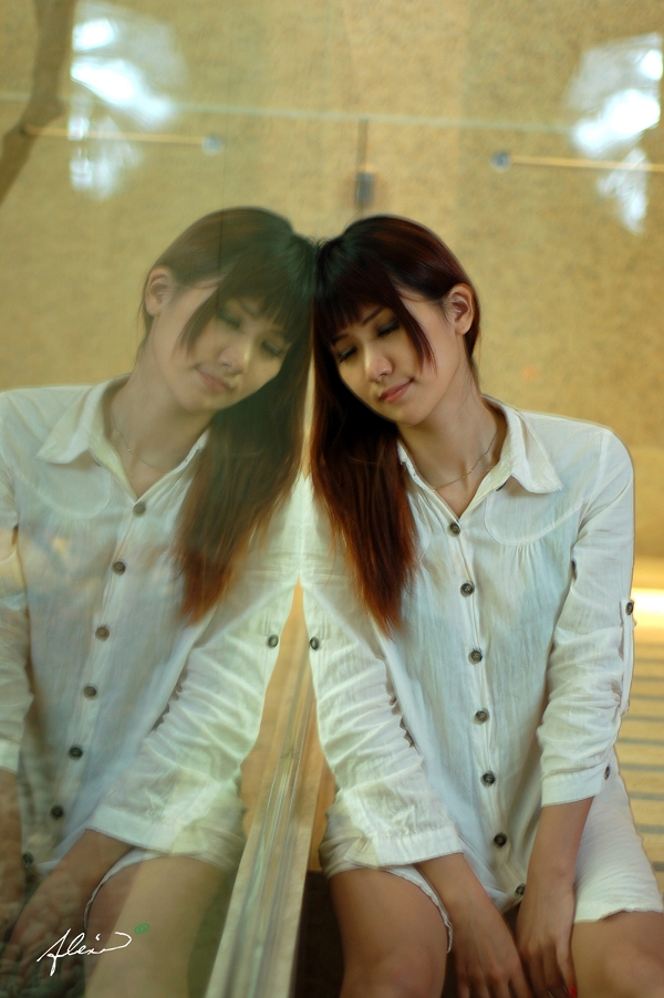 http://i.dcview.tw/gallery/201211/d47f6cec2bc560ecdceb2ec01df27f26.jpg