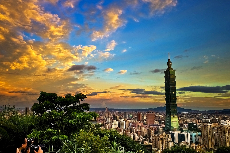 http://i.dcview.tw/gallery/201211/e1bea29c7b940e6841dba5e0cad885c4.jpg