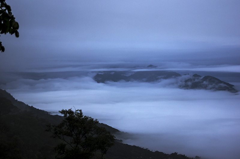 http://i.dcview.tw/gallery/201211/e90f0b8297d9e209876a6c8e222585f2.jpg