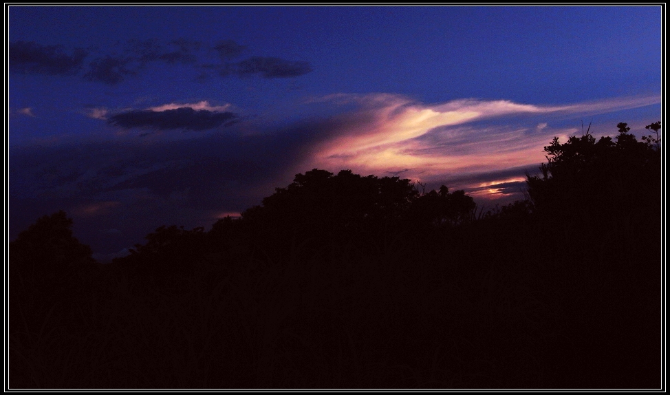 http://i.dcview.tw/gallery/201211/f17e40400cfb649f9369215db9818c1b.jpg