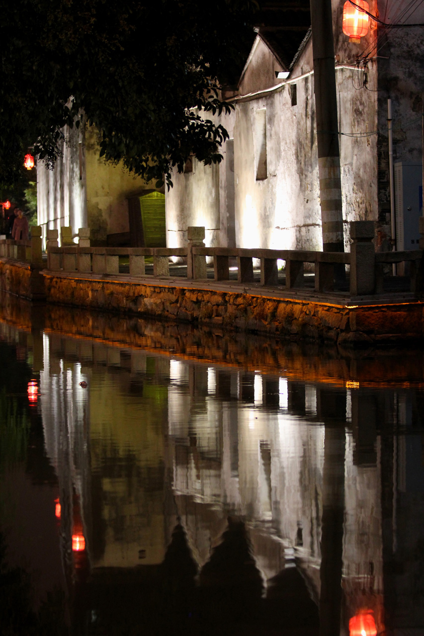 http://i.dcview.tw/gallery/201211/f94ffaff53ed5169f4184be492c454f6.jpg