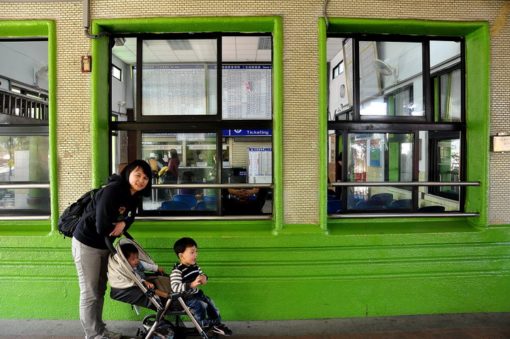 http://i.dcview.tw/gallery/201212/146006d7a50f93b8801439c1984f715c.jpg