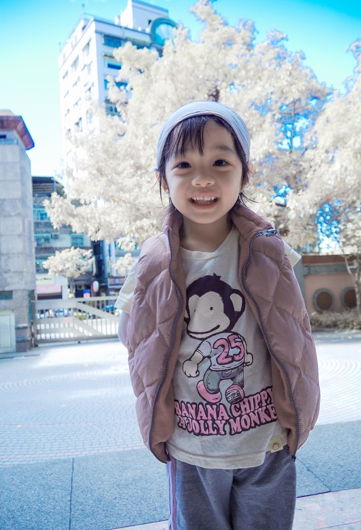 http://i.dcview.tw/gallery/201212/1af9fc40a661a0fbebcd7b8f142aaf2a.jpg