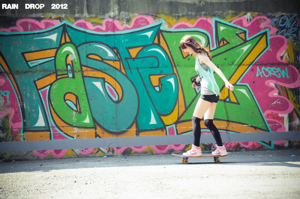 http://i.dcview.tw/gallery/201212/1d32c6e6d1957a0761a66ed81b2b707a.jpg