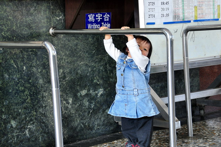 http://i.dcview.tw/gallery/201212/2133635daff42c3a27b2c0809ff5db74.jpg