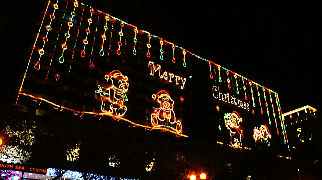 http://i.dcview.tw/gallery/201212/22a26f1c90d611aa73f30884e1dcb671.jpg