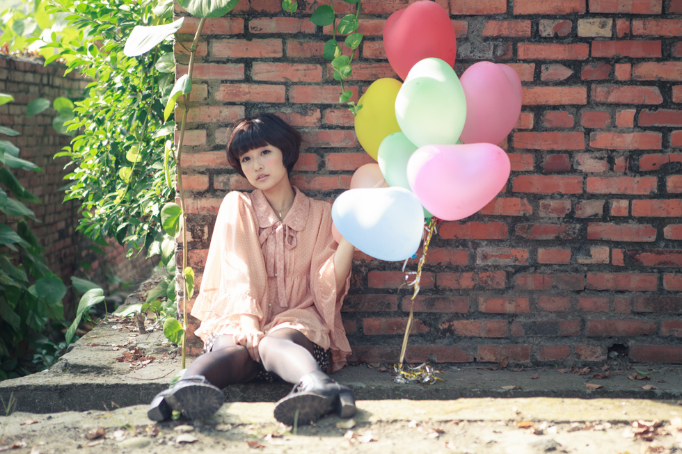 http://i.dcview.tw/gallery/201212/2f9562b1c2f09d23725bc828f8026e8d.jpg