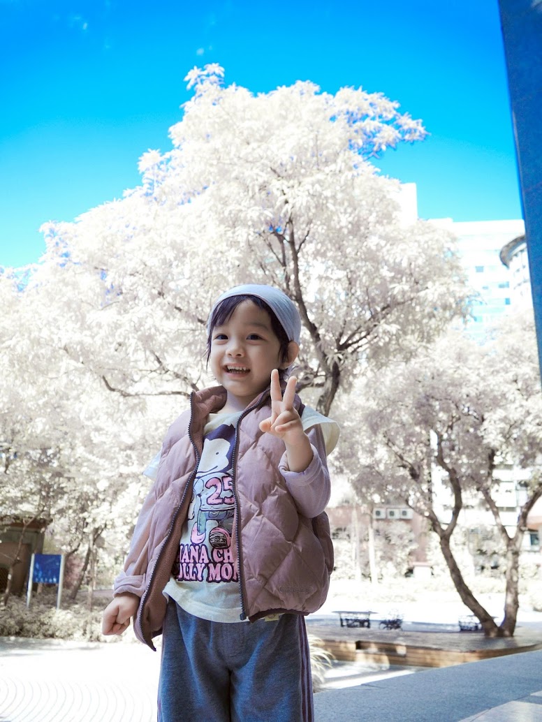 http://i.dcview.tw/gallery/201212/328f9ea3e8f63bf847ceaada14e77d80.jpg