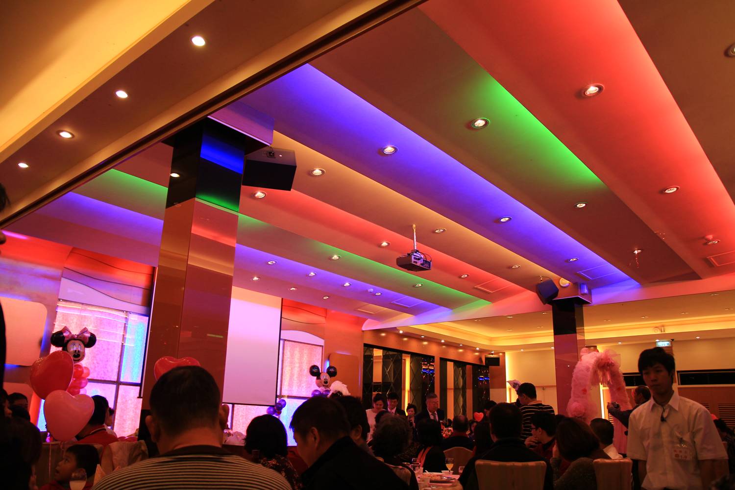 http://i.dcview.tw/gallery/201212/3a93dd9f4052e5100970ea5b119a50c4.jpg