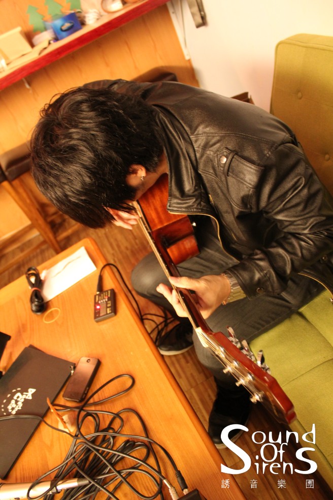 http://i.dcview.tw/gallery/201212/43fac663648c8ad77bdb40d62ed433a6.jpg