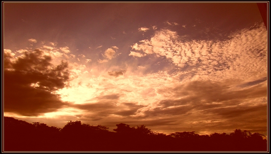 http://i.dcview.tw/gallery/201212/5fe41d56712bdbb7e6db667dada13316.jpg