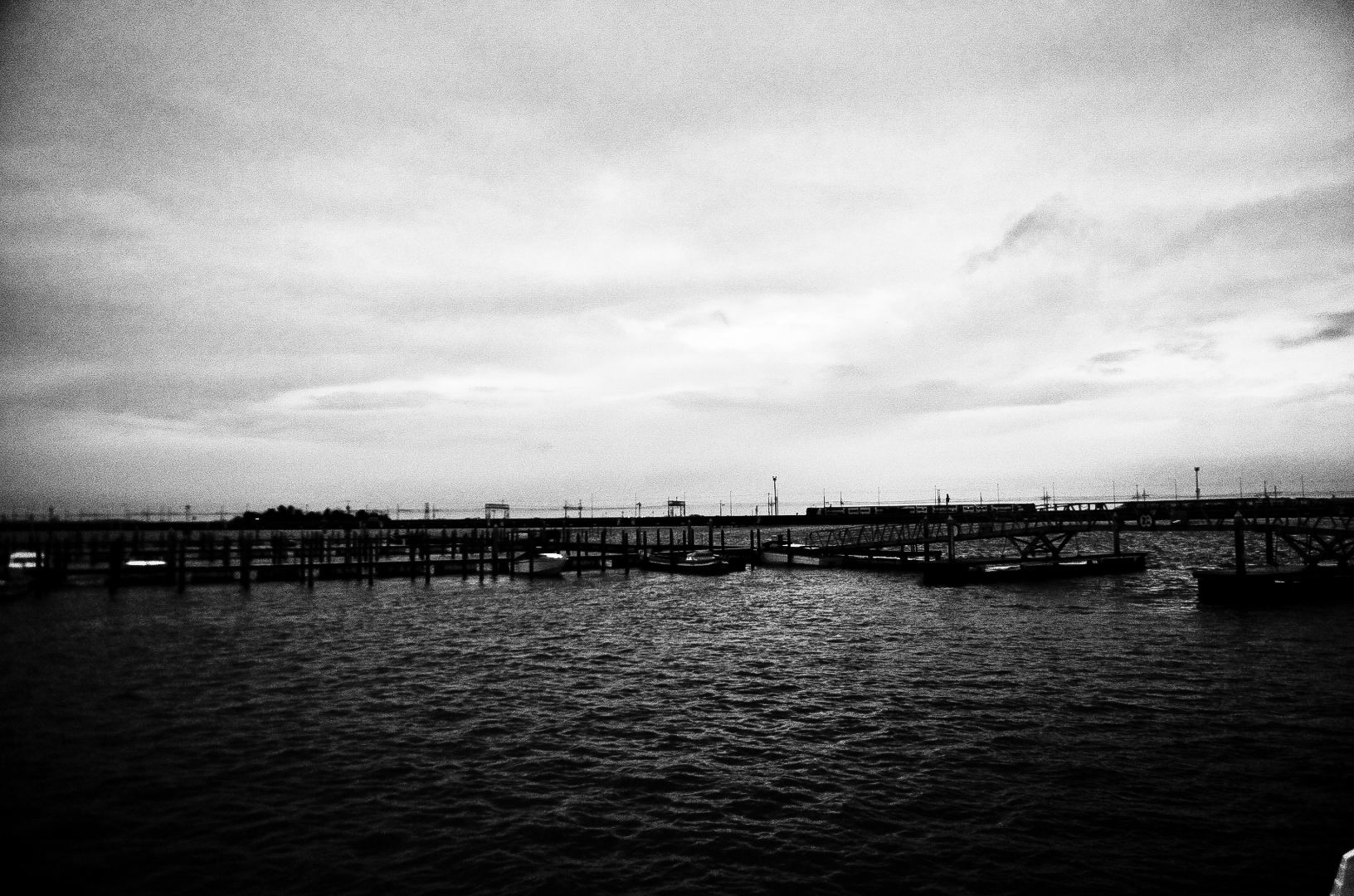 http://i.dcview.tw/gallery/201212/6044fd92f9918ad34bc2515c80b7762c.jpg