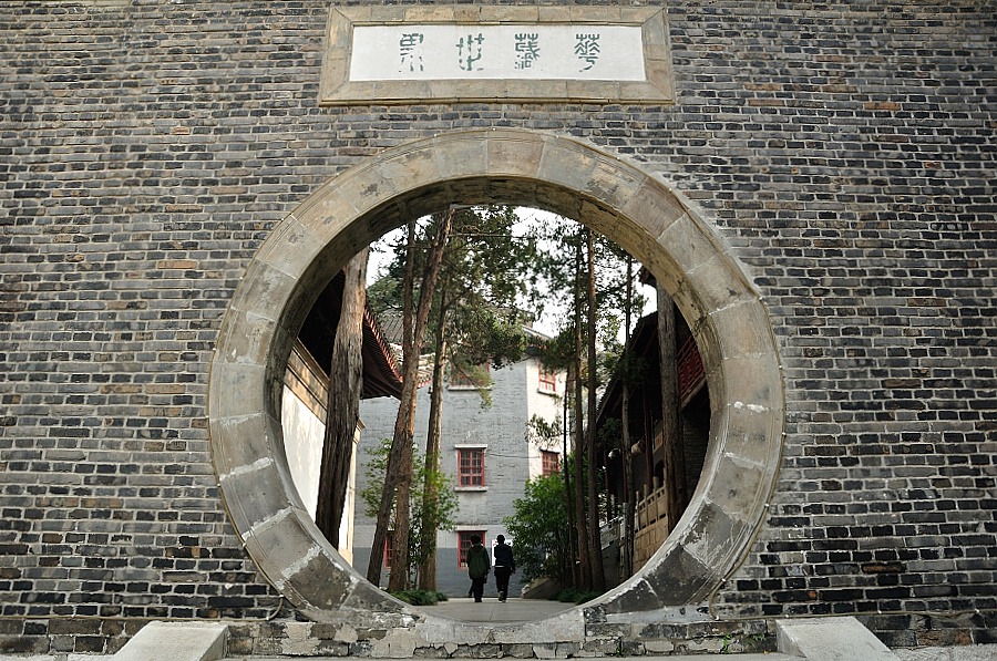 http://i.dcview.tw/gallery/201212/919211c4ac485aa2e7317624806f76d0.jpg
