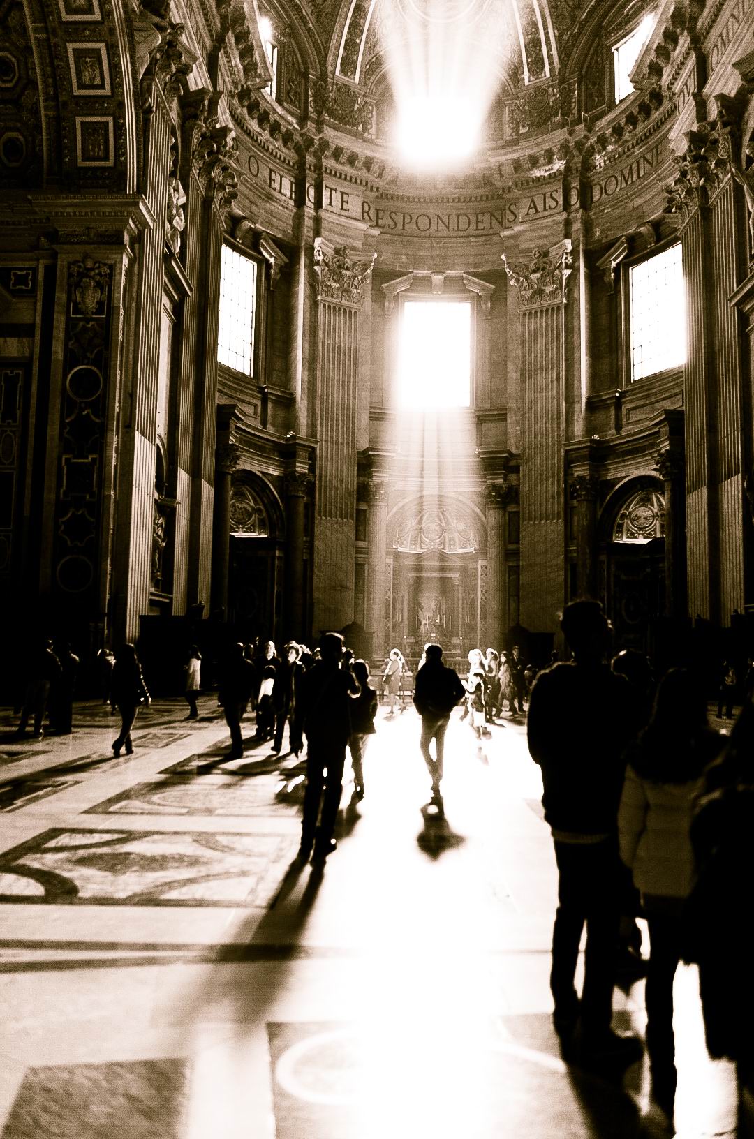 http://i.dcview.tw/gallery/201212/ae9d17671010bf8d1d22d0c273a43602.jpg