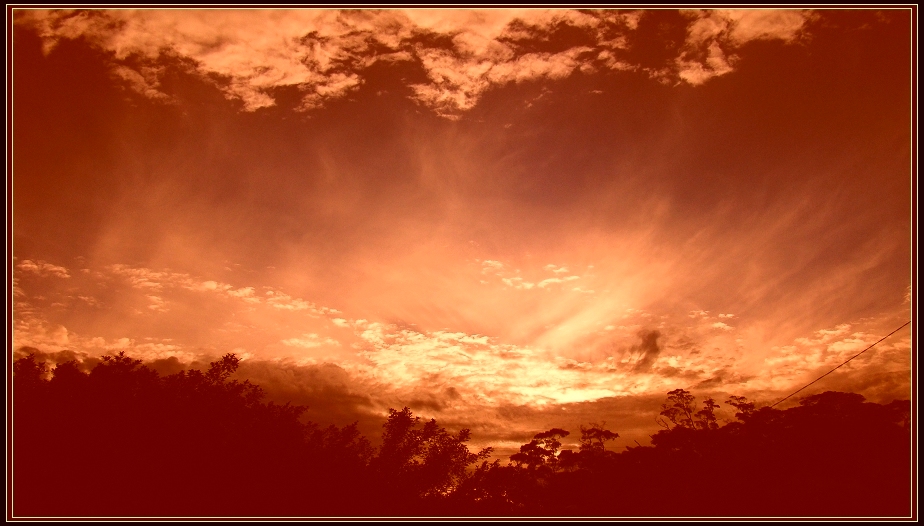 http://i.dcview.tw/gallery/201212/e48f49ab08c7ccf662b05eb1ee768f4f.jpg