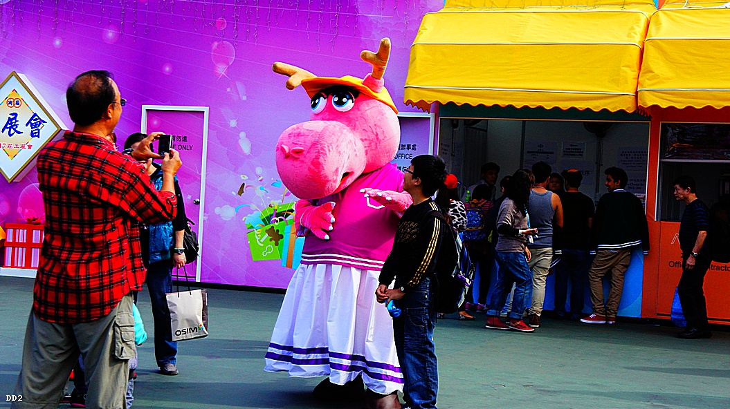 http://i.dcview.tw/gallery/201212/ea4ebf3e41e357ab7f9f6abfb9af7ed5.jpg