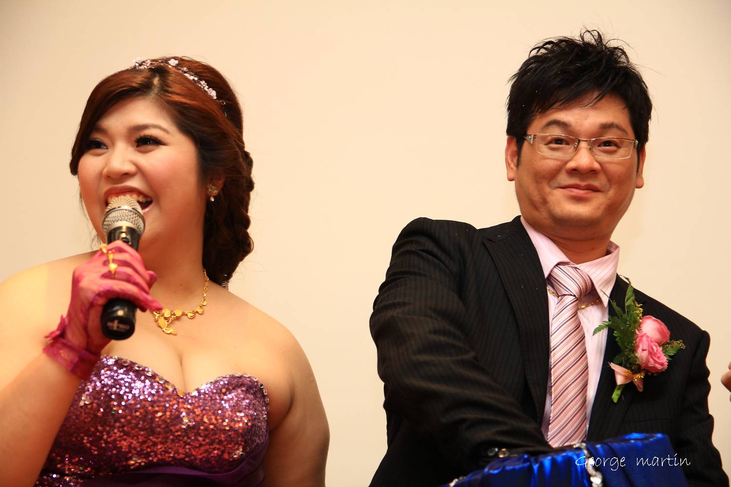 http://i.dcview.tw/gallery/201212/f0c489060d5cd70eaeda265b8d3e5764.jpg