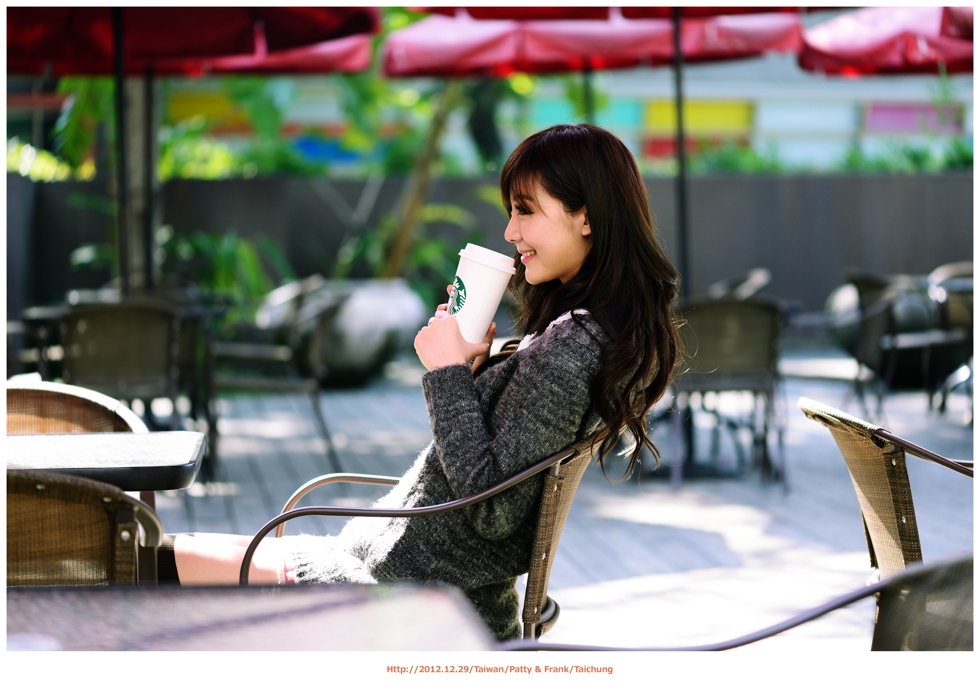 http://i.dcview.tw/gallery/201212/fc653cade4a399071e5227749d59361a.jpg