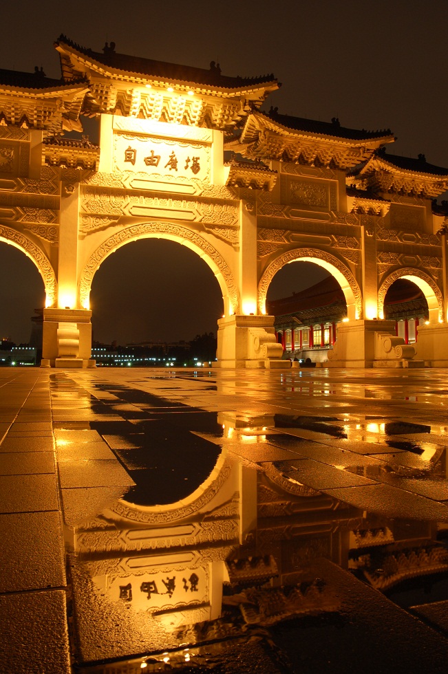 http://i.dcview.tw/gallery/201301/14ab7fd6a7022cdd25f839b3692c03c6.jpg