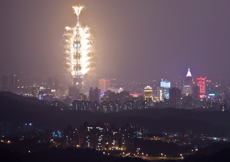 http://i.dcview.tw/gallery/201301/413e8bfe120f5a380b9f75a1b85d8933.jpg