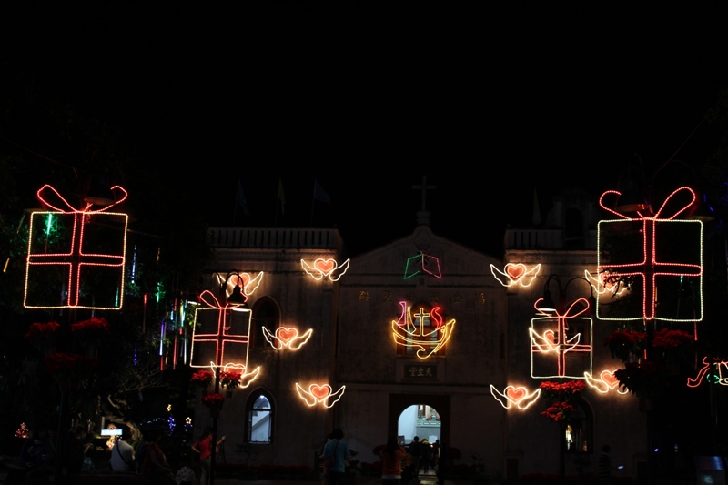 http://i.dcview.tw/gallery/201301/671340f674ac60815f99c87e1323de5b.jpg